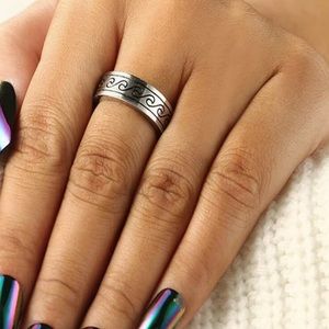 NEW | Vintage Sterling Wave Ring